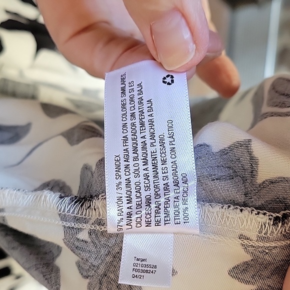 Floral Black and White Women's Dress - Picture 10 of 11